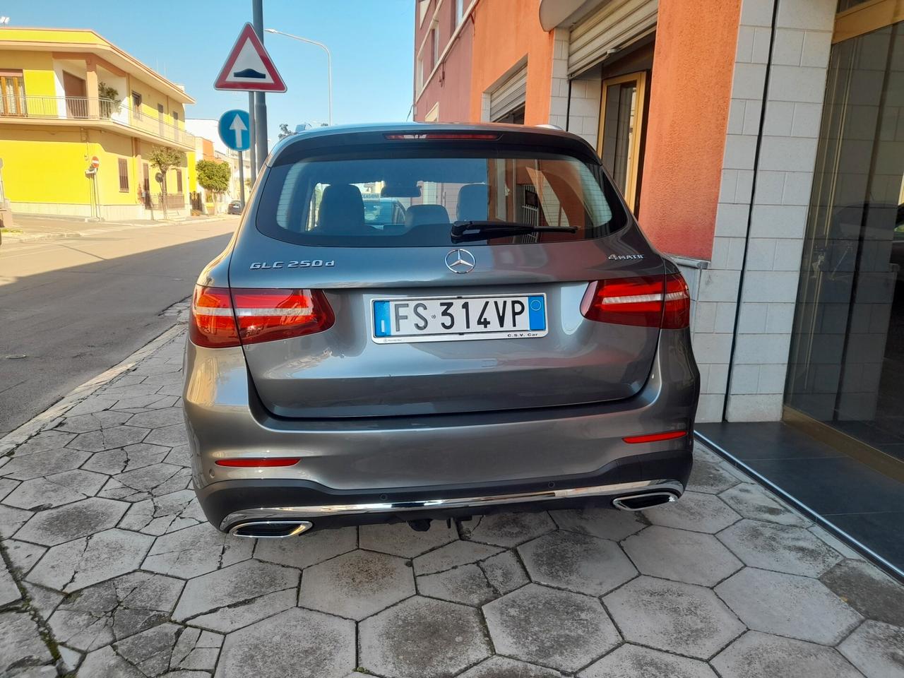 MERCEDES GLC 250 D 4MATIC PREMIUM