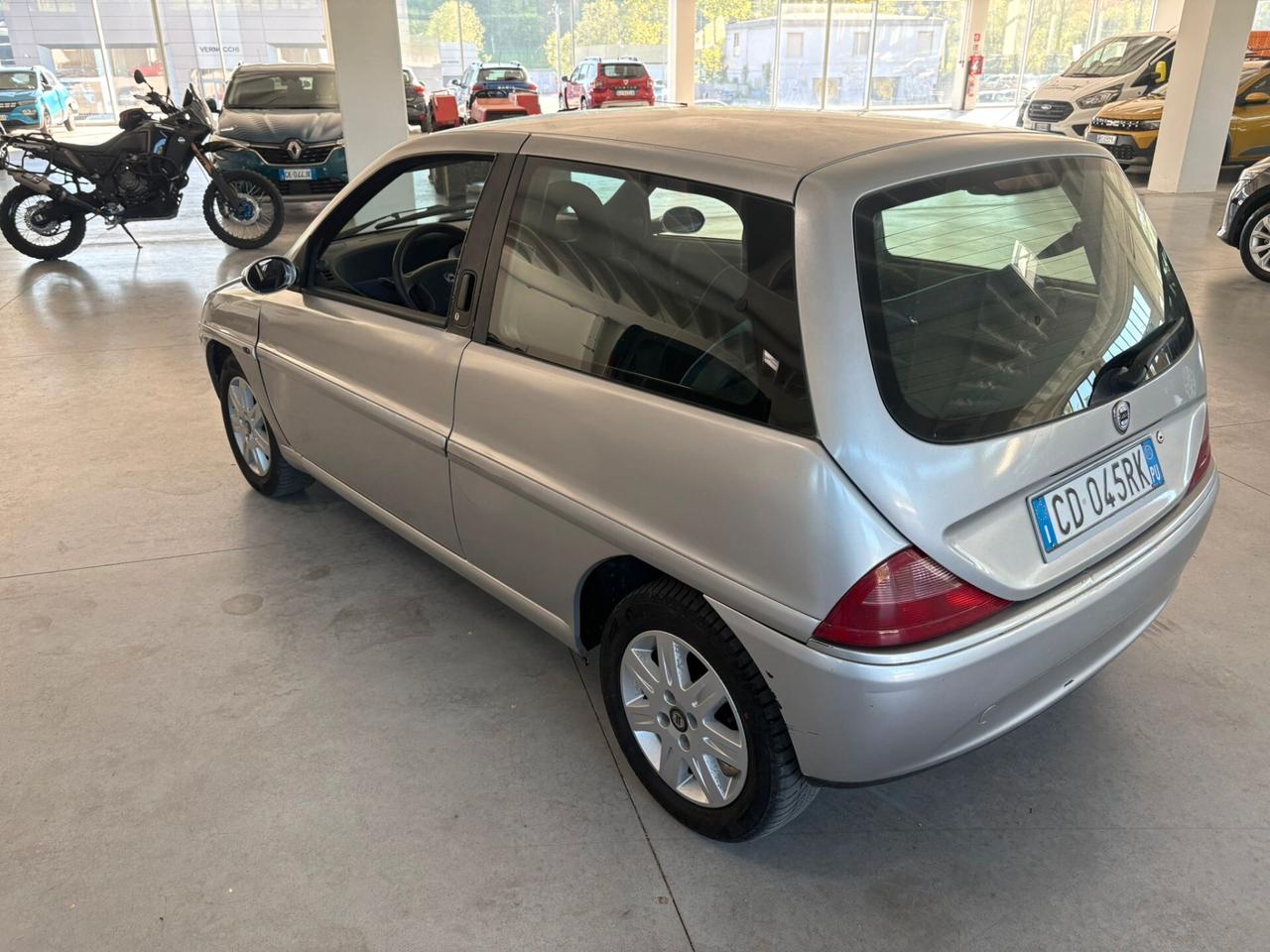 Lancia Y 1.2i cat LS NEOPATENTATI CLIMA 180.0000KM PERFETTAMENTE FUNZIONANTE