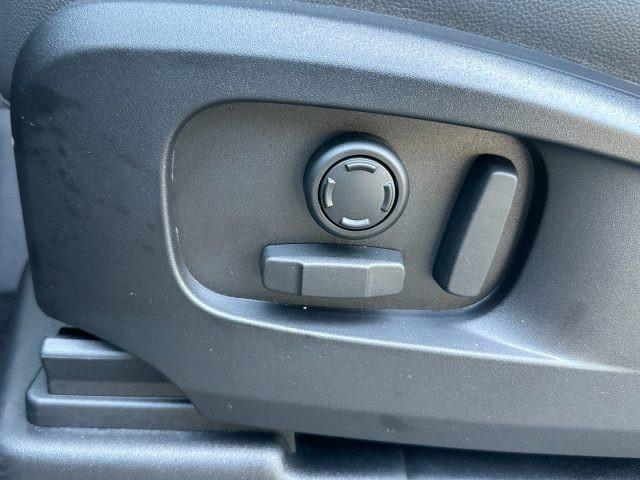 LAND ROVER Defender 90 3.0D I6 AWD Auto HSE