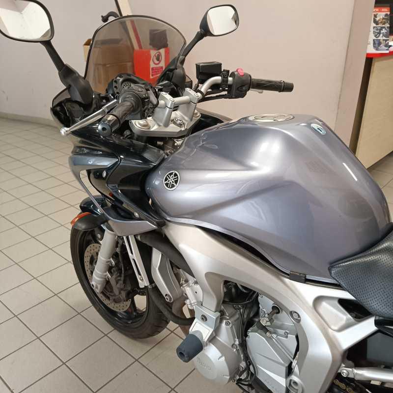 Yamaha FZ6 Fazer S2 - 2006
