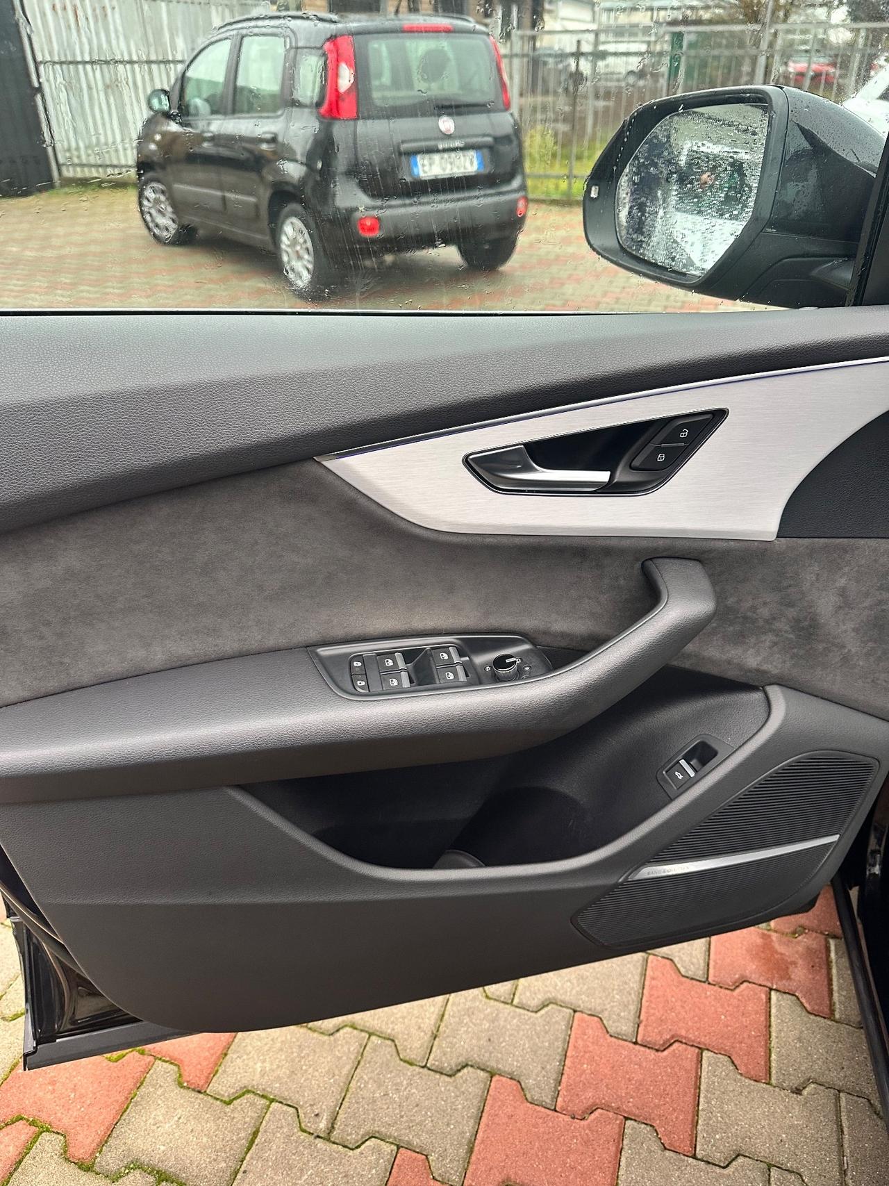 Audi Q8 45 TDI quattro tiptronic