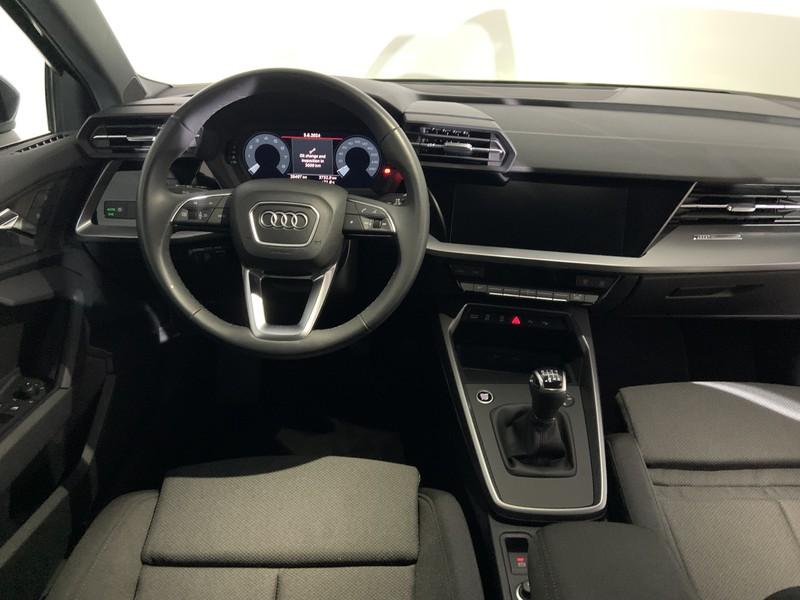 Audi A3 sedan 30 1.0 tfsi s line edition