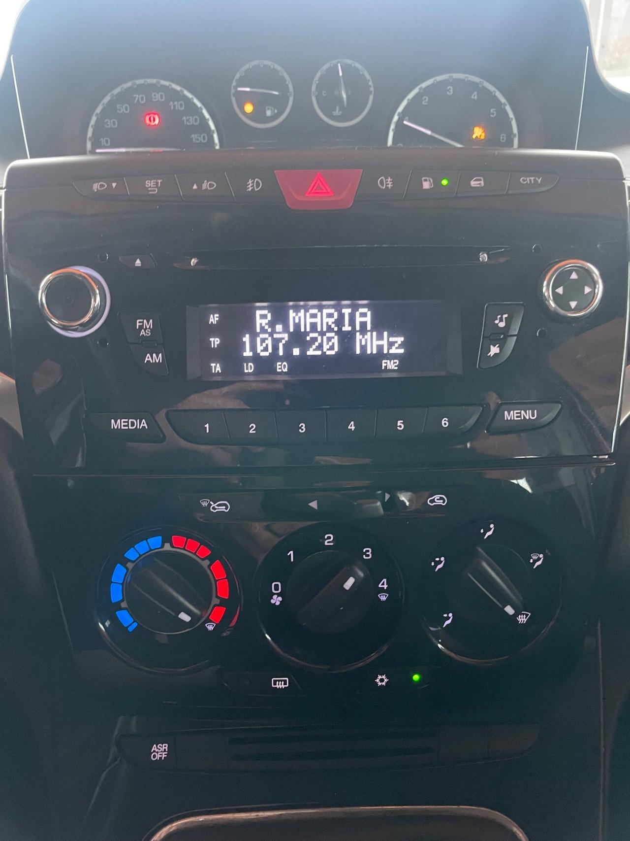 Lancia Ypsilon 1.2 Benzina/GPL - Neopatentati