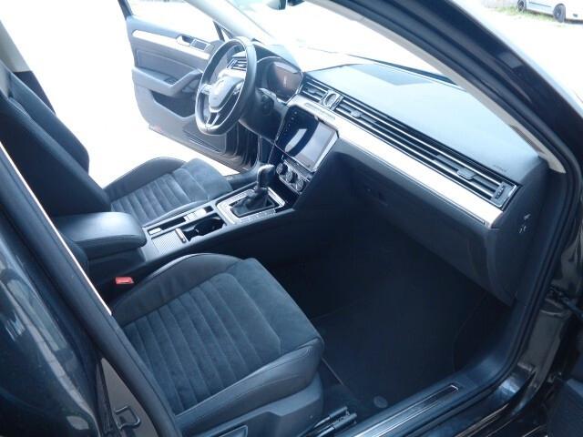 Volkswagen Passat Variant 2.0 TDI DSG Executive BMT (110 KW - 150 CV)