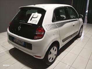 Renault Twingo del 2016 1000 BENZINA NEOPATENTATI