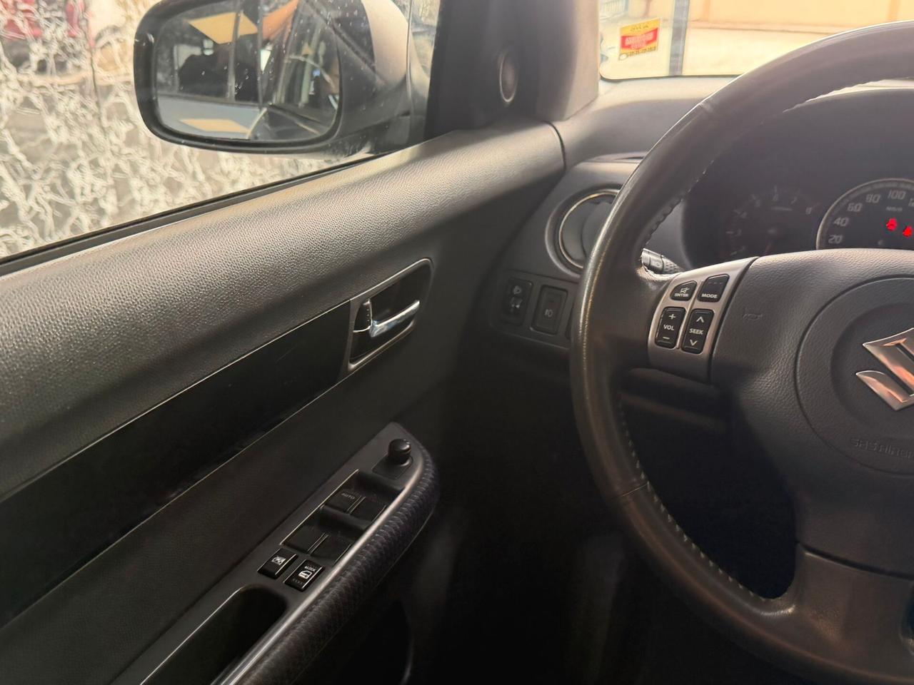 Suzuki Swift 1.3 4x4 5p. GL