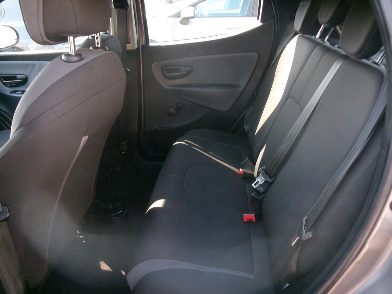 Lancia Ypsilon 1.2 ECOCHIC GPL DI SERIE