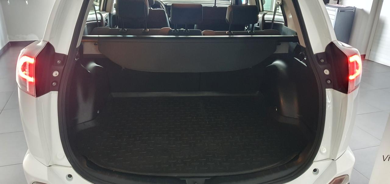 Toyota RAV 4 RAV4 2.0 D-4D 2WD Active