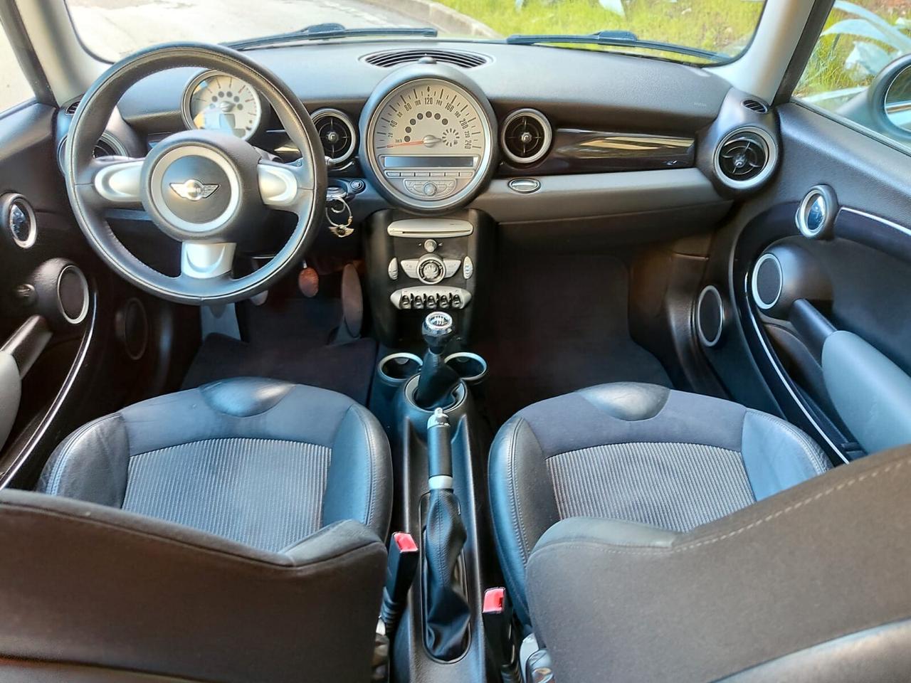 Mini Cooper D 1.6 DIESEL 2008!!