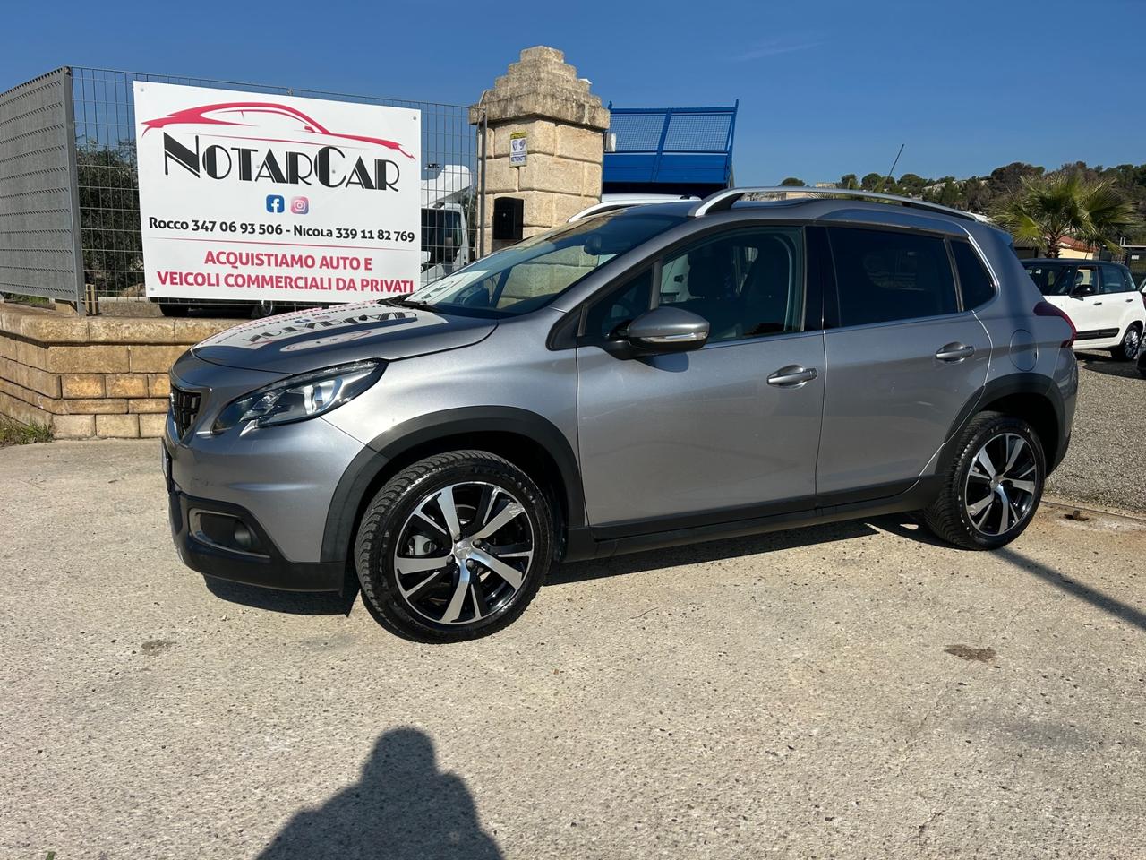 Peugeot 2008 BlueHDi 100 S&S Black Matt