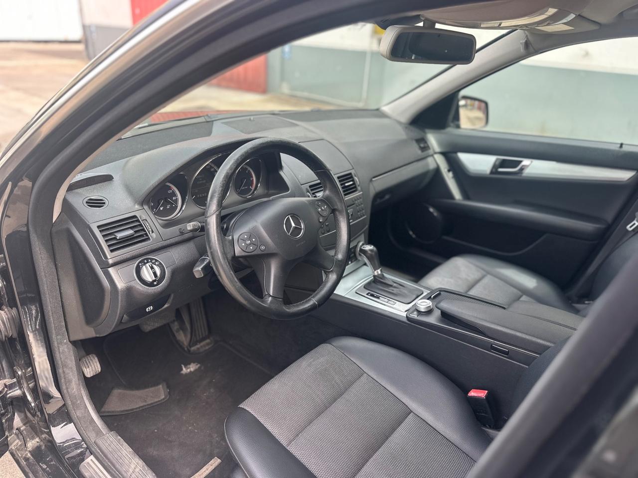 Mercedes-benz C 220 CDI BlueEFFICIENCY Elegance