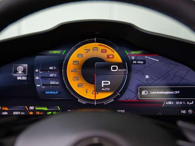 Ferrari SF90 Spider Tailor Made Ispirazioni