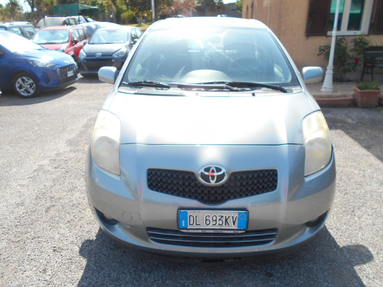 Toyota Yaris 1.3 5 porte 5 posti