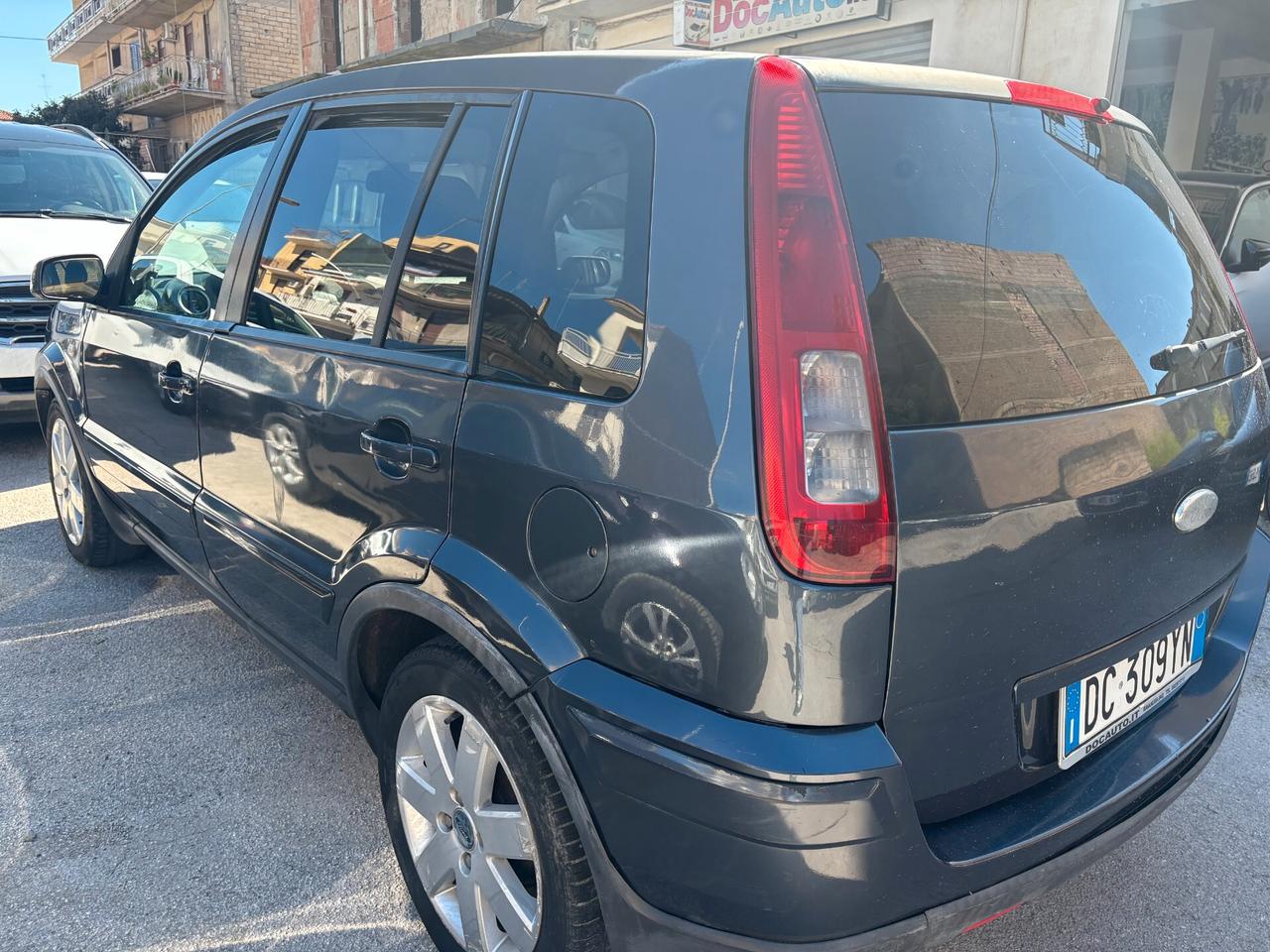 Ford Fusion 1.6 TDCi 5p. Plus