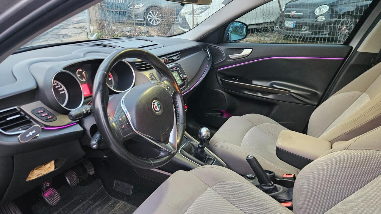 Alfa Romeo Giulietta 1.6 JTDm-2 105 CV Exclusive