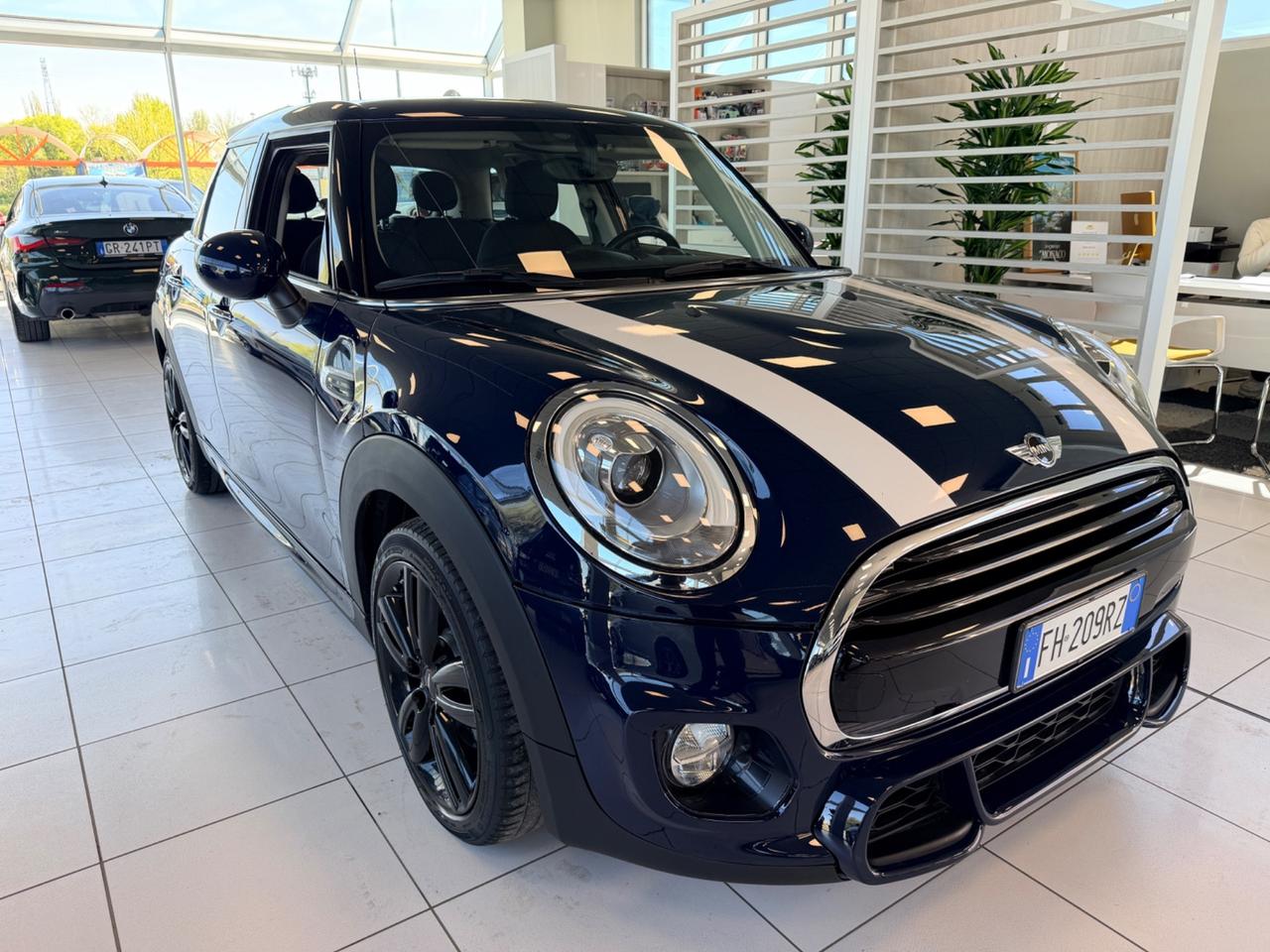 Mini 1.5 Cooper D Hype 5 porte JCW auto