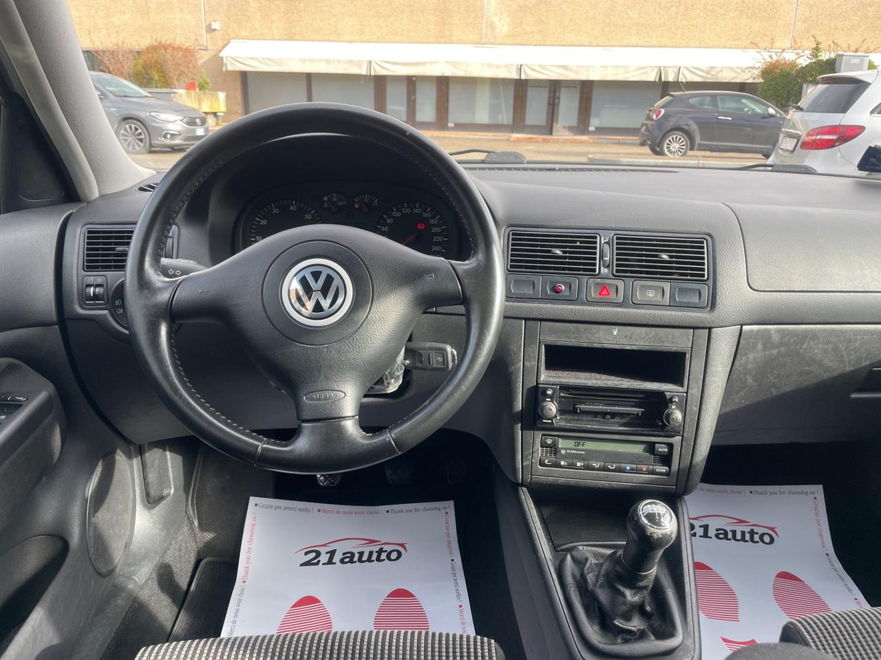 Volkswagen Golf 1.6 16V cat 5 porte Highline