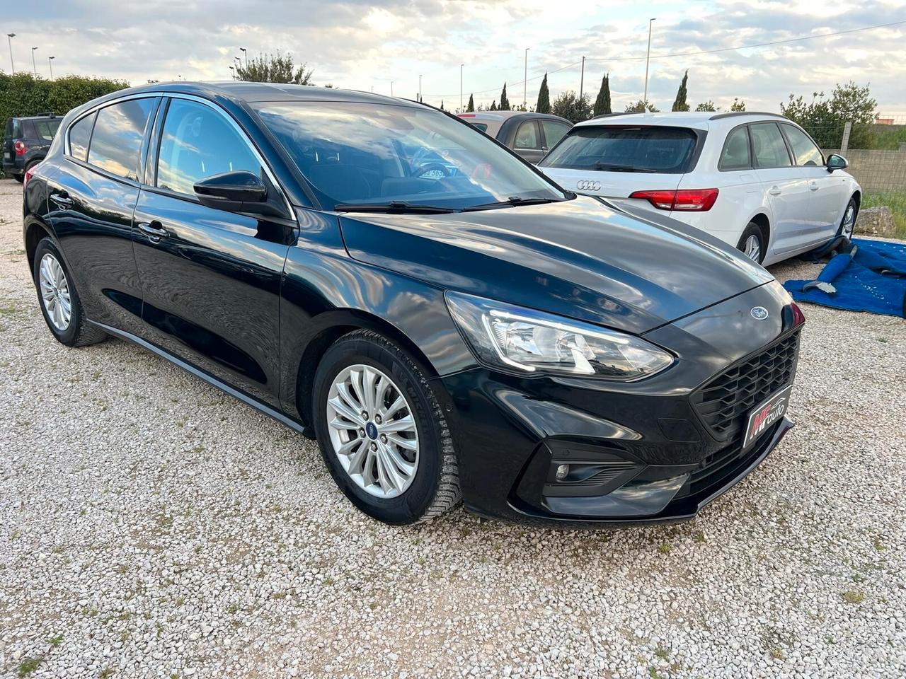 Ford Focus 1.5 TDCi 120 CV NAVI PARK LED CAM