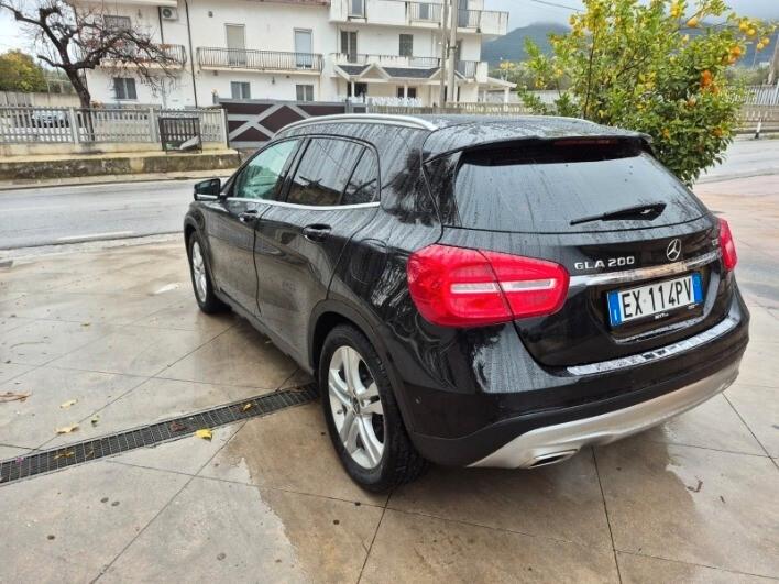 Mercedes-benz GLA 200 GLA 200 CDI Automatic Premium