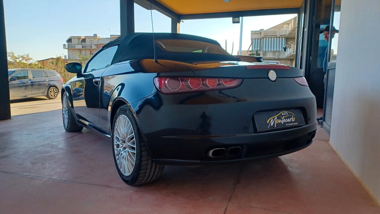 Alfa Romeo Spider 2.2 JTS Exclusive