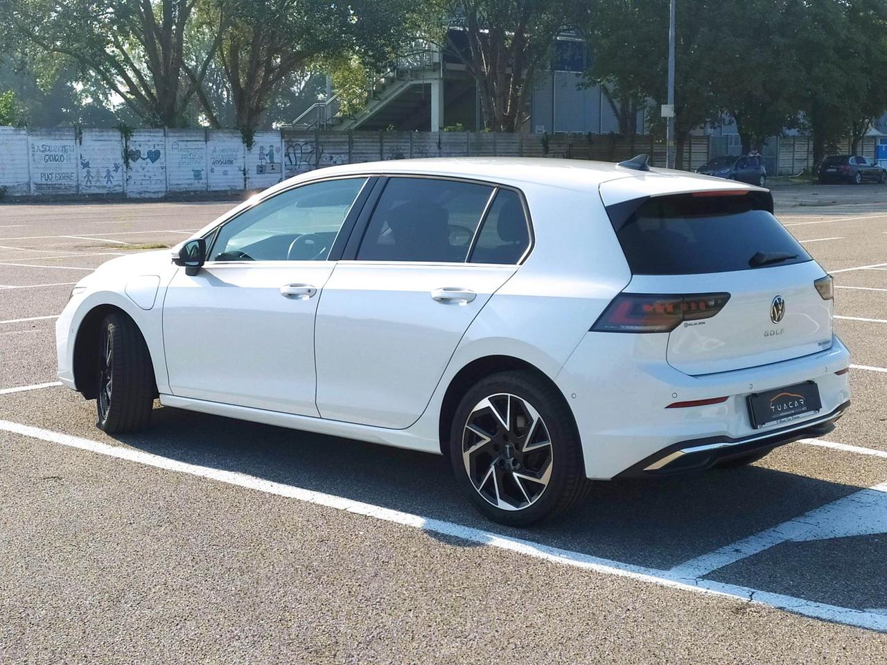 Volkswagen Golf Style 1.5 eHybrid PHEV 204C #12024