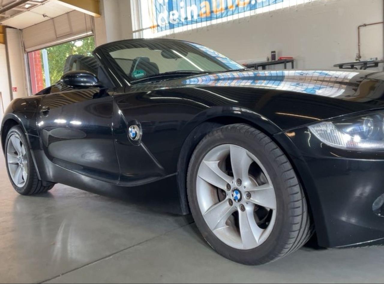Bmw Z4 MANUALE-ASI-2.2 6CILINDRI-GARANZIA