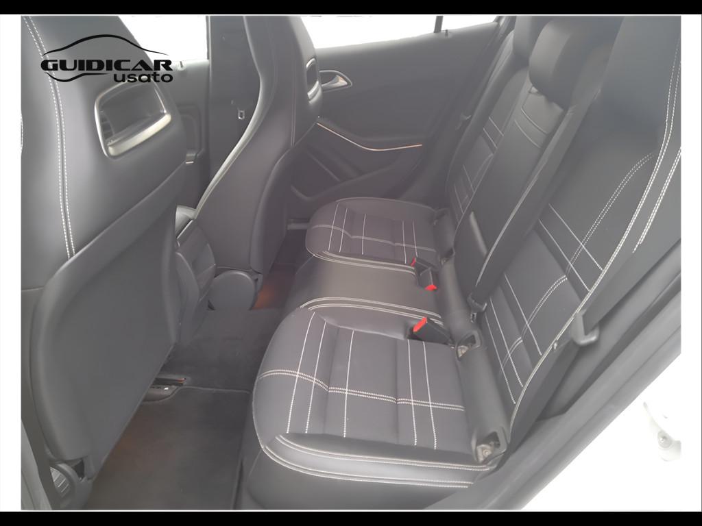 Mercedes-Benz GLA-X156 2014 - GLA 220 d (cdi) Sport 4matic 170cv auto