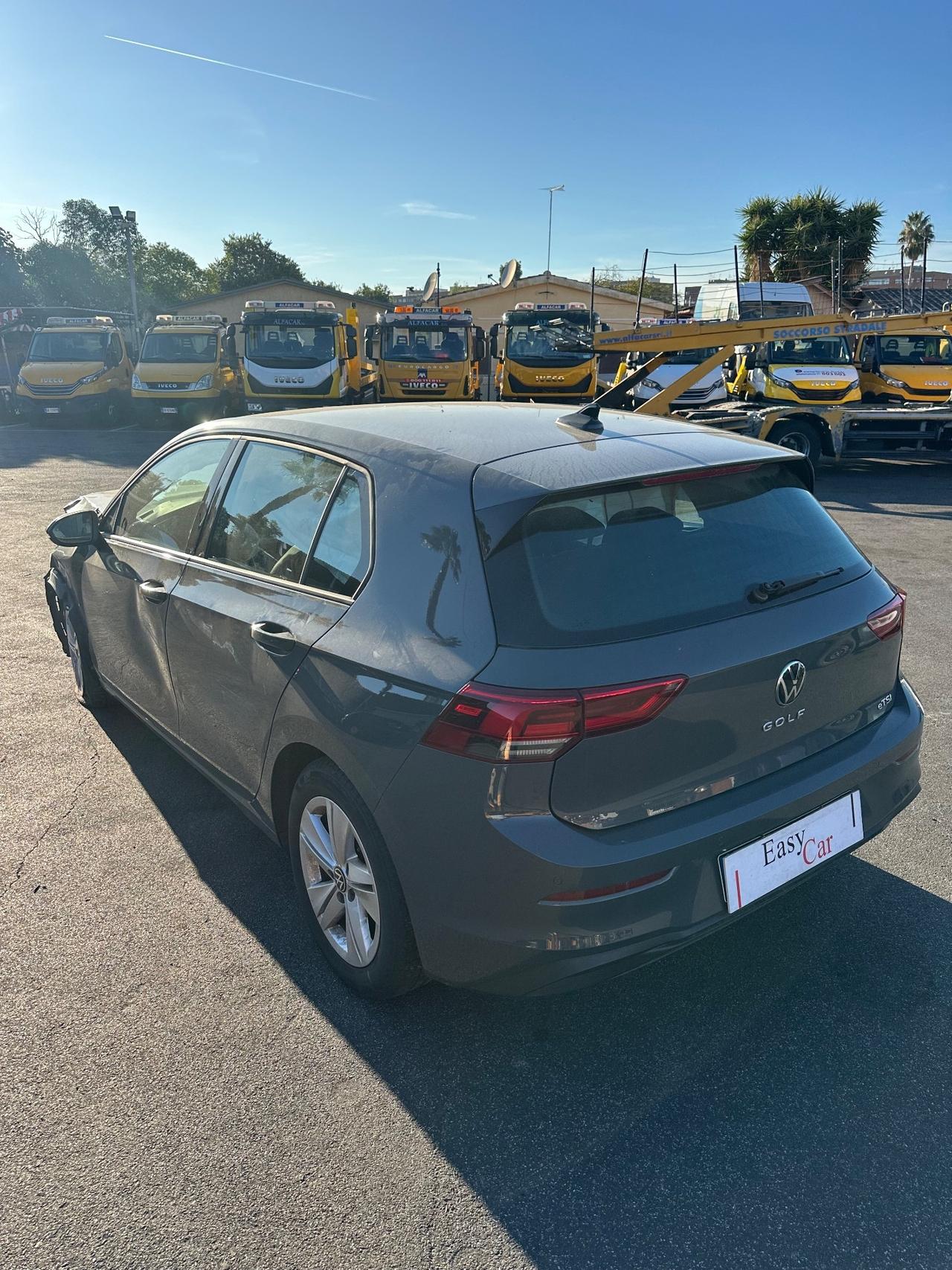 Volkswagen Golf 1.0 eTSI DSG INCIDENTATA