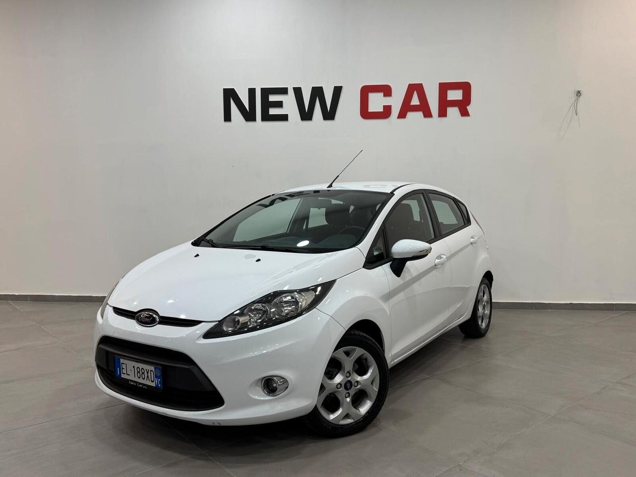 Ford Fiesta 1.4 TDCi 70CV 5 porte Titanium