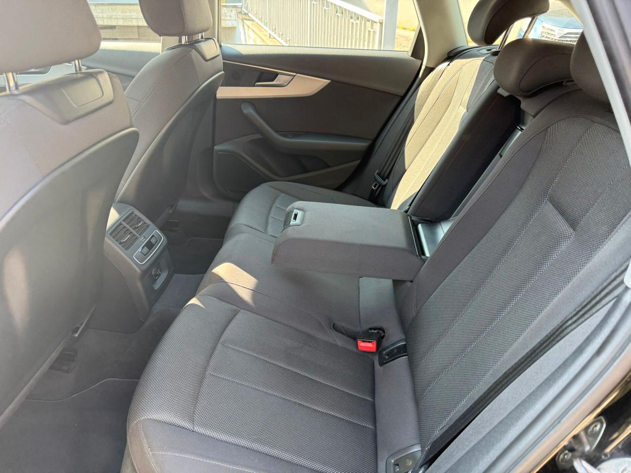AUDI A4 AVANT 2,0 TDI 163 CV BUSINESS ADVANCED S-TRONIC 5P