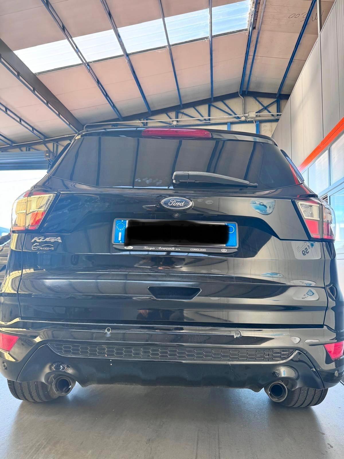 Ford Kuga 1.5 TDCI 120 CV S&S 2WD Powershift ST-Line