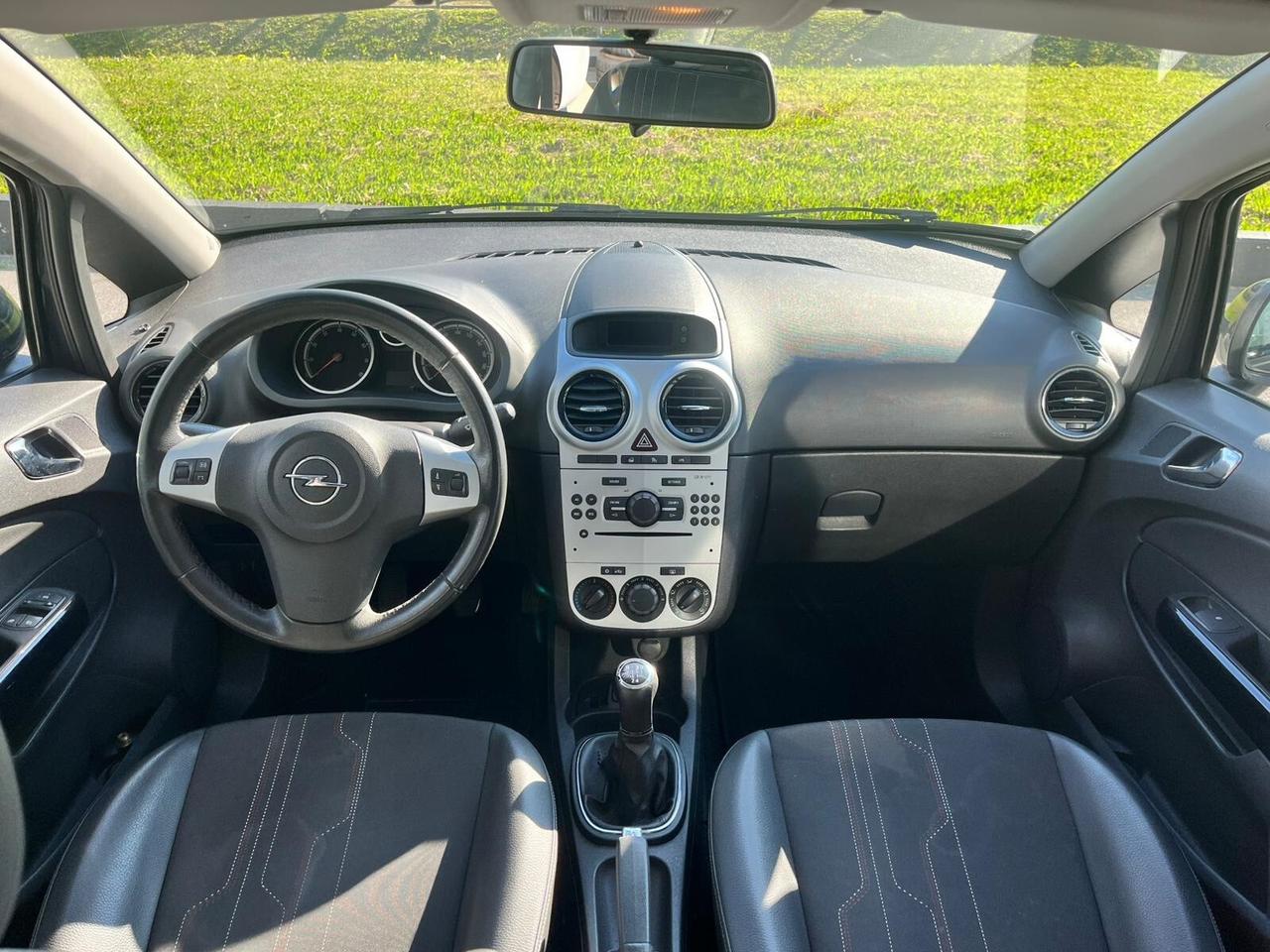 Opel Corsa 1.2 85CV 5 porte GPL Neopatentati
