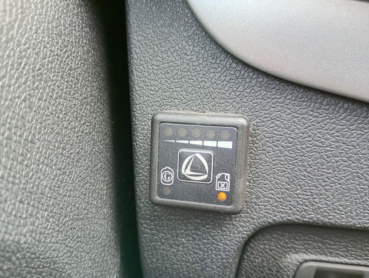 Renault Scenic X-Mod 1.6 Attractive GPL