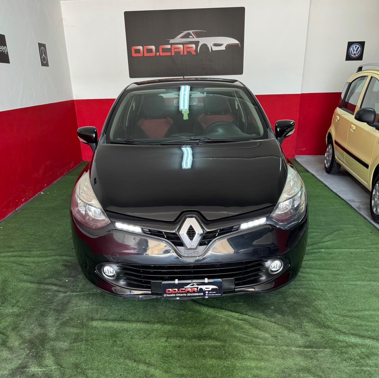 Renault Clio 1.2 75CV 5 porte Anno 2015 Unico proprietario