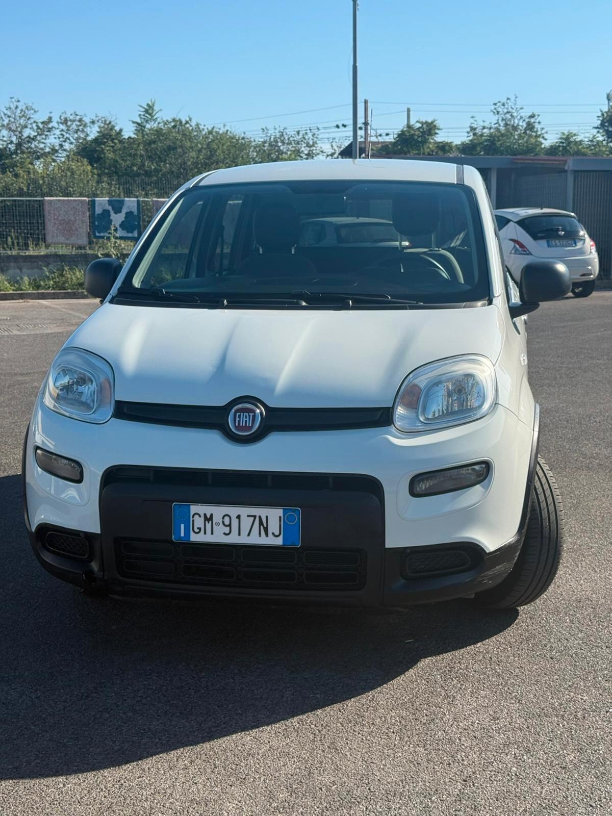 Fiat Panda 1.0 Hybrid City Life 2023 iva esposta