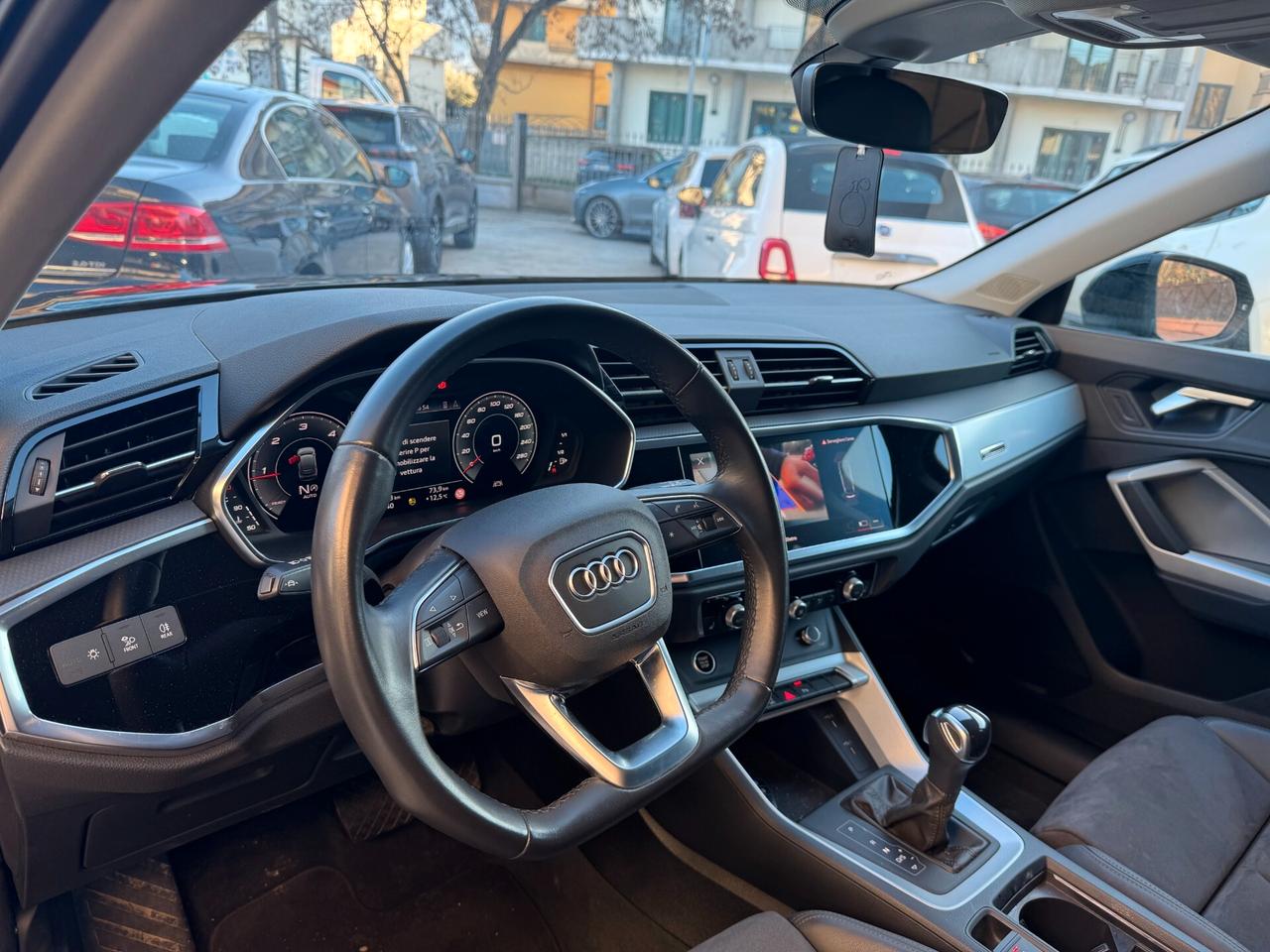 Audi Q3 Sportback 2.0 tdi Sline