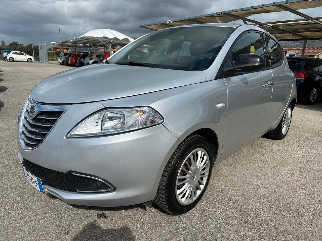 Lancia Ypsilon 1.3 MJT