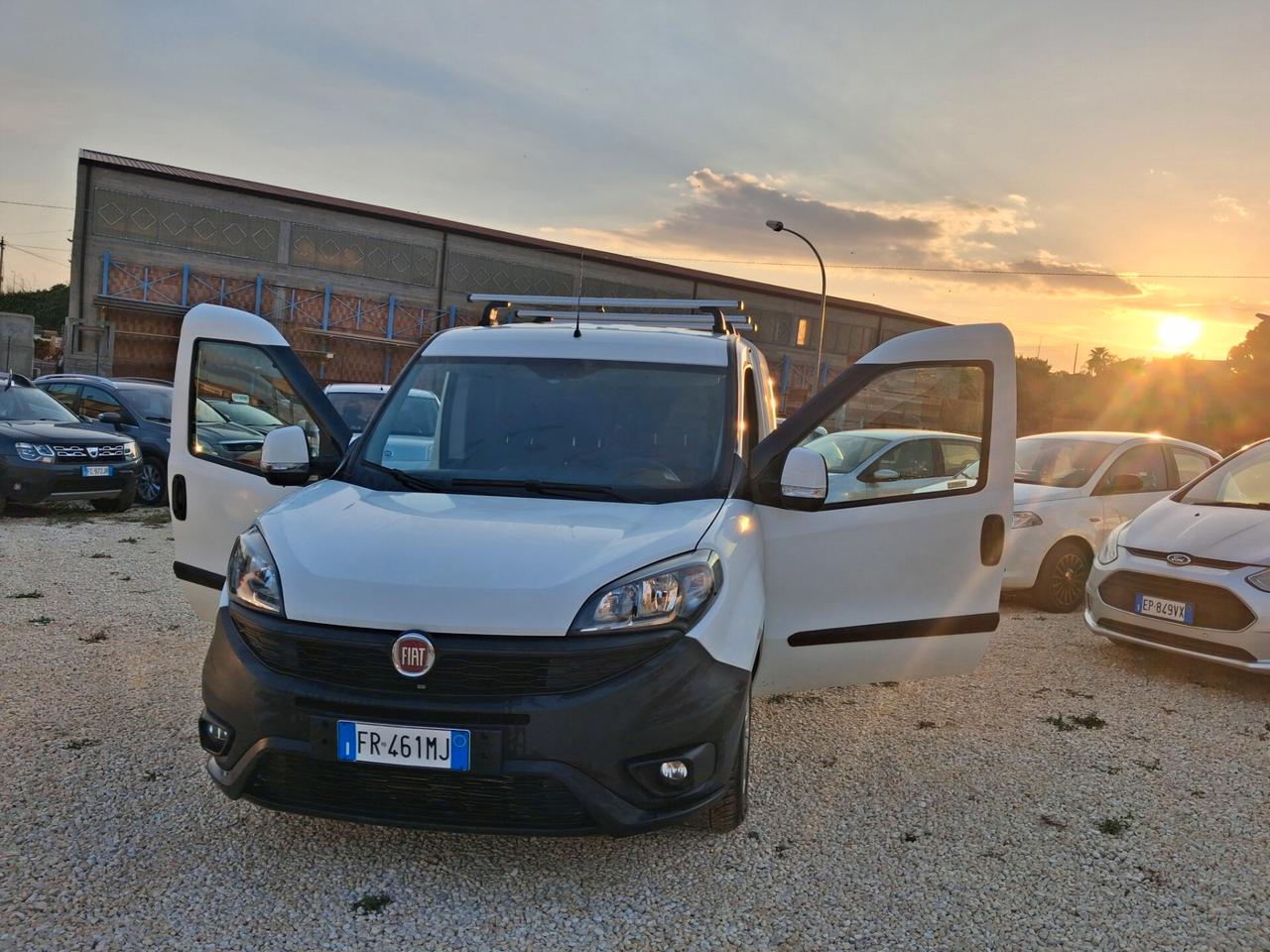 Doblò 1.6 MJT 16V 120CV 3 posti iva deducibile