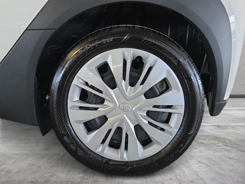 Toyota Aygo X 1.0 VVT-i 72 CV 5 porte Active S-CVT