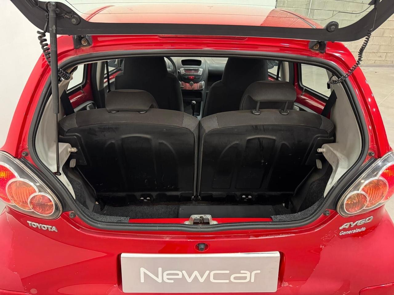 Toyota Aygo 1.0 12V VVT-i 5 porte Sol