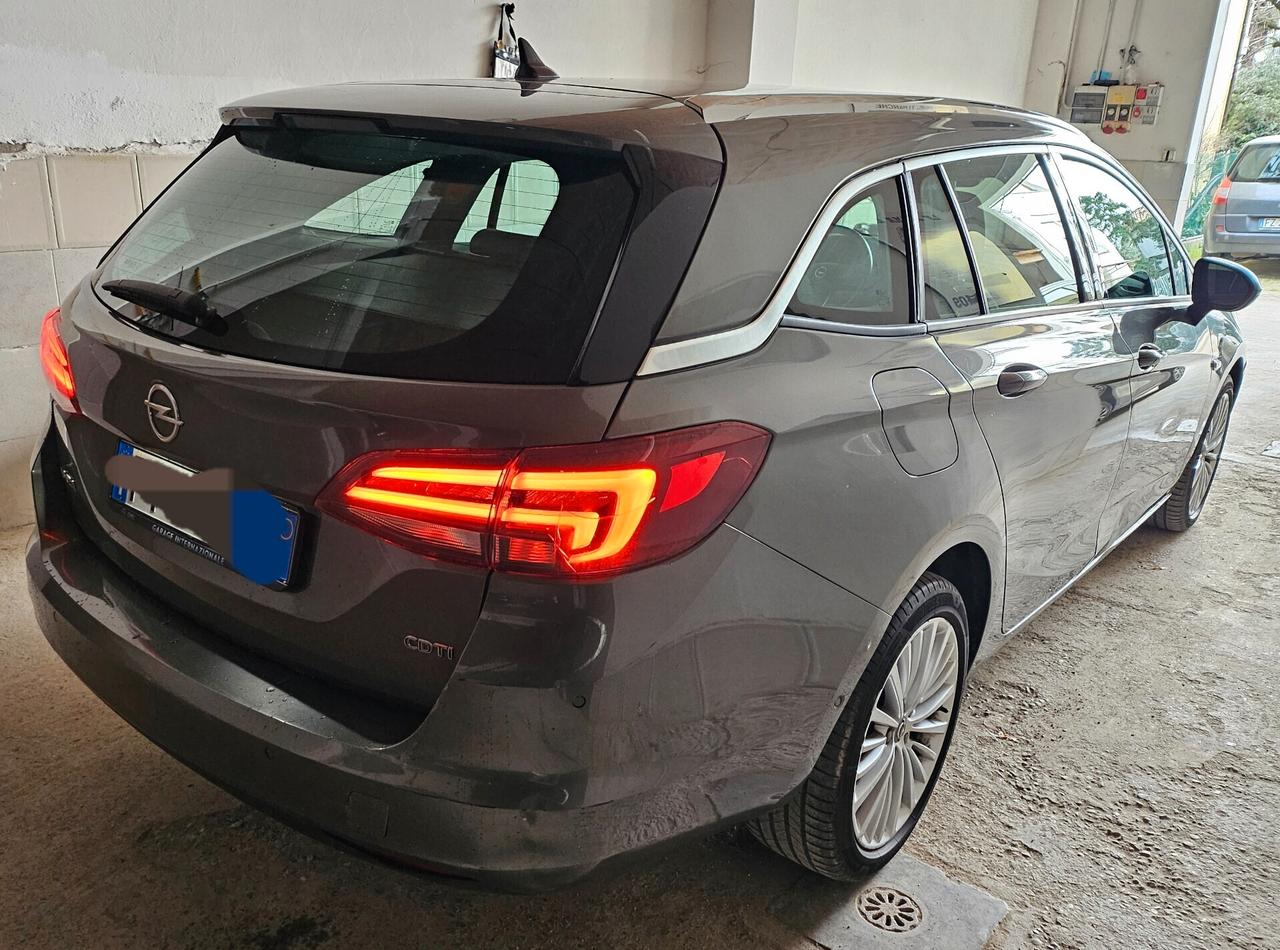 Opel Astra 1.6 CDTi 136CV Sports Tourer AUTOMATICA