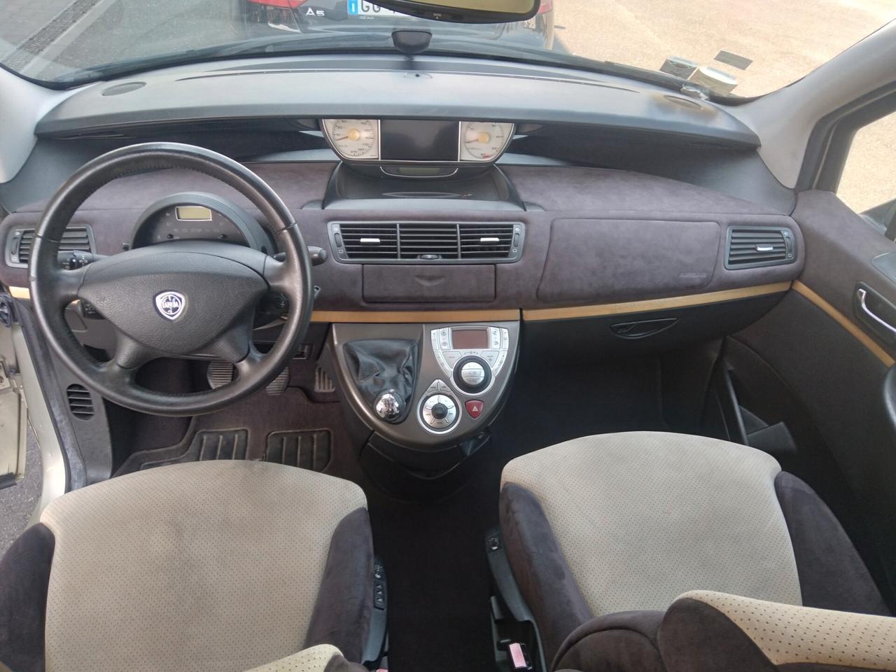 Lancia Phedra 2.0 MJT 136 CV Oro Plus cambio manuale 6marce