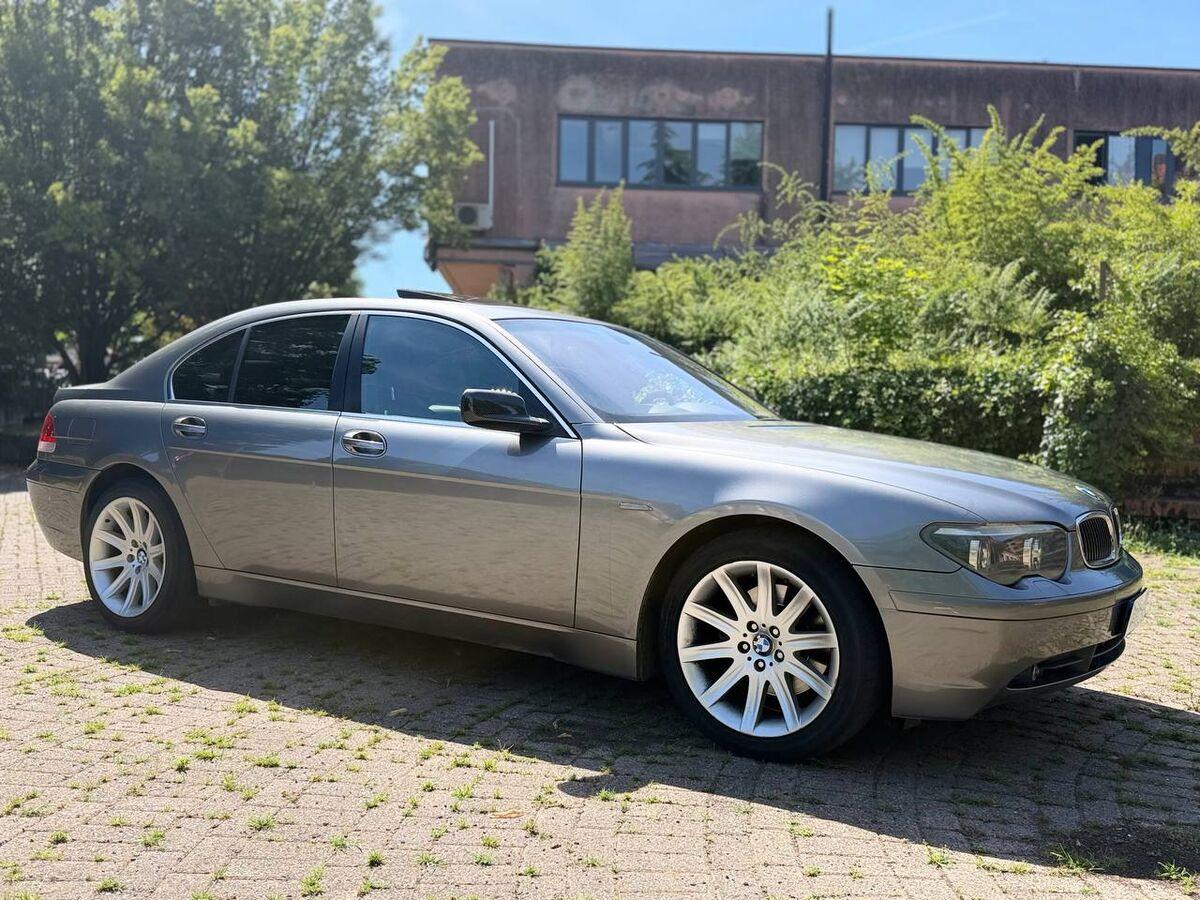 BMW Serie 7 E 65-66 745i