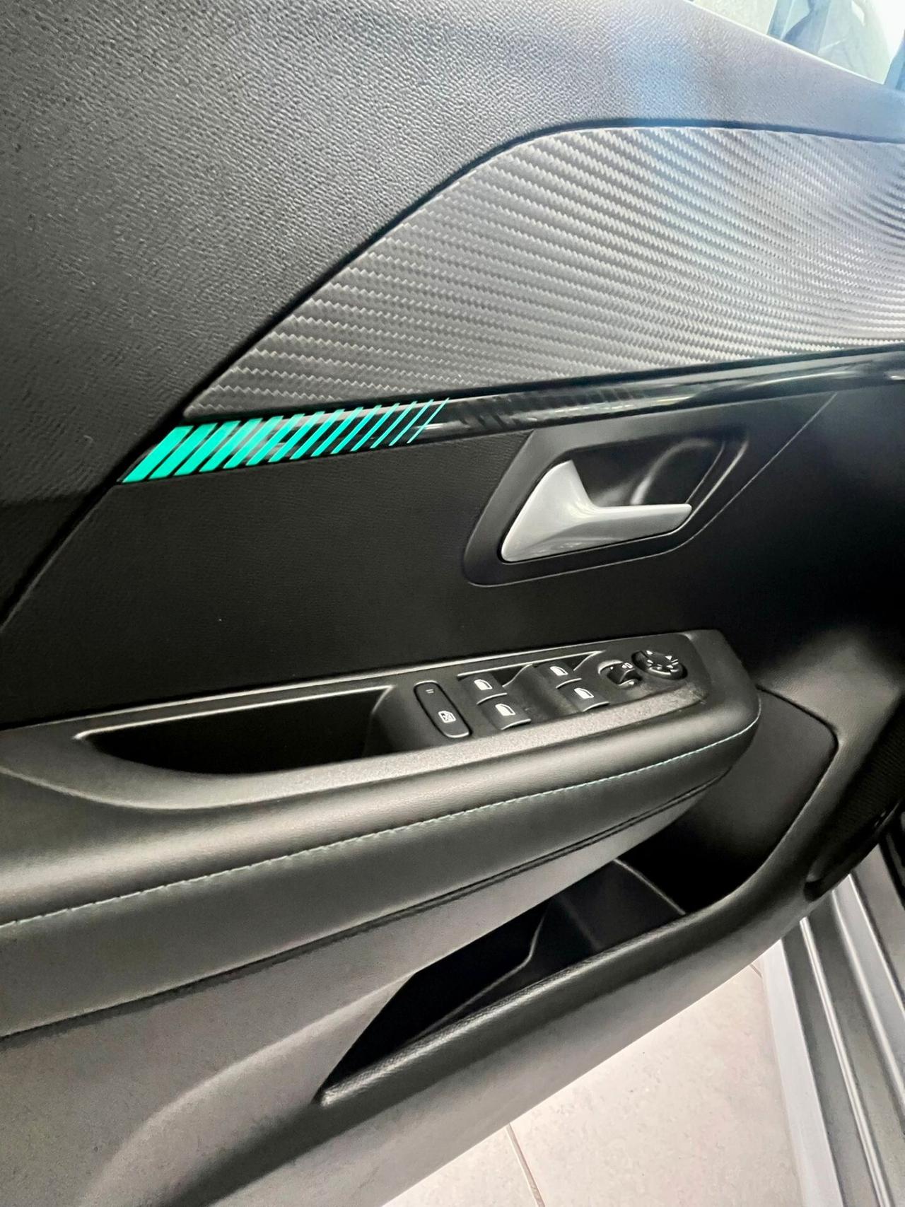 Peugeot 208 PureTech 100 Stop&Start EAT8 5 porte Allure