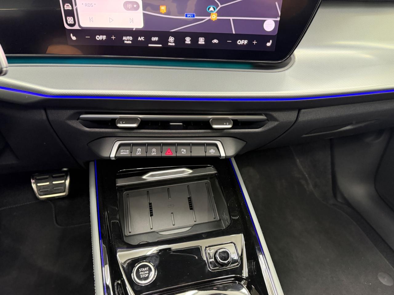 Audi Q3 SPB NEW MODEL 35 TDI S LINE KM0