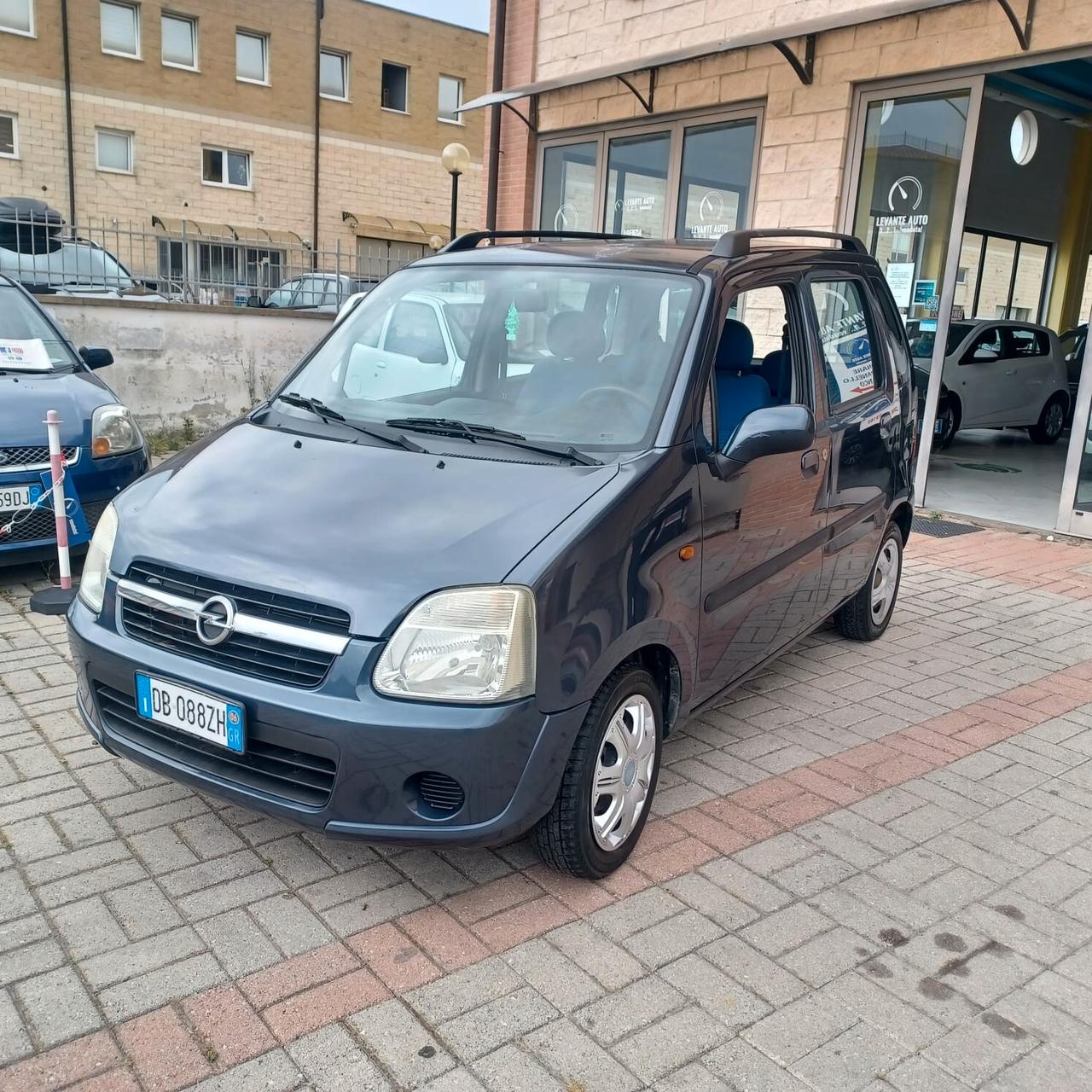 134.180km OPEL AGILA 1.0 OTTIME CONDIZIONI ECONOMICA