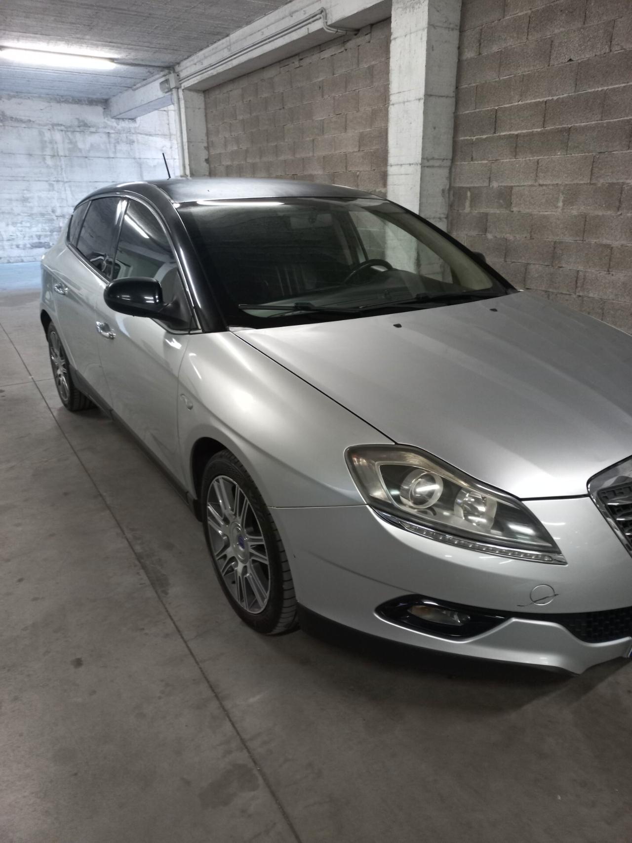 Lancia Delta 2.0 MJT DPF Platinum