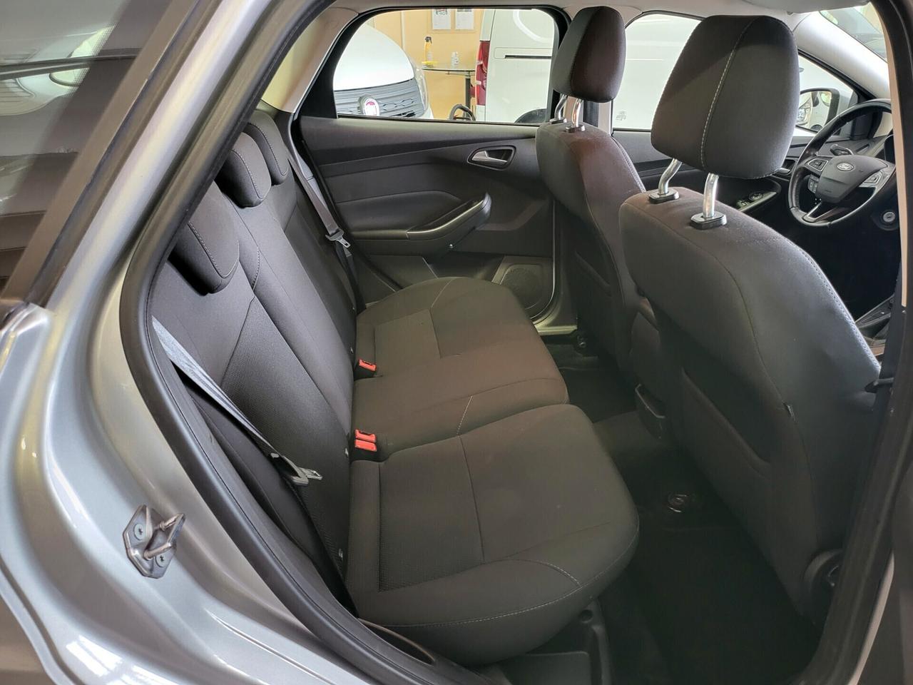 Ford Focus 1.5 TDCi 120 CV Start&Stop SW AUTOCARRO N1 4posti