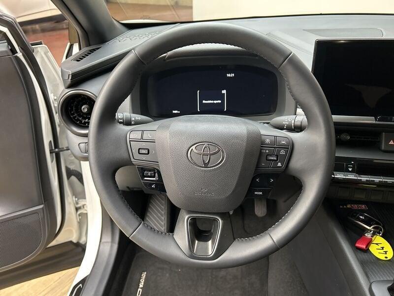Toyota C-HR 2.0 hv Trend awd e-cvt