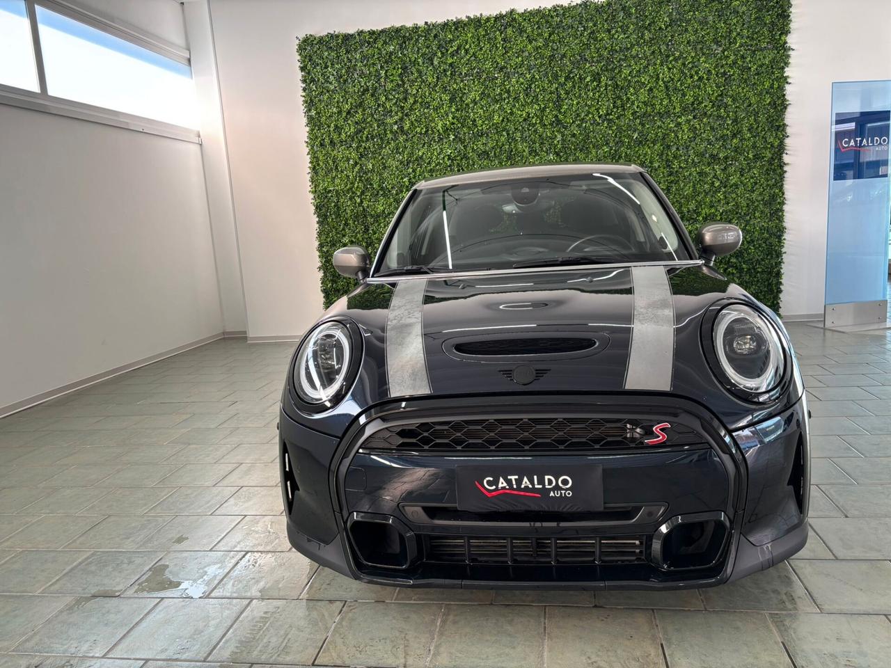 Mini Mini 2.0 Cooper S Resolute